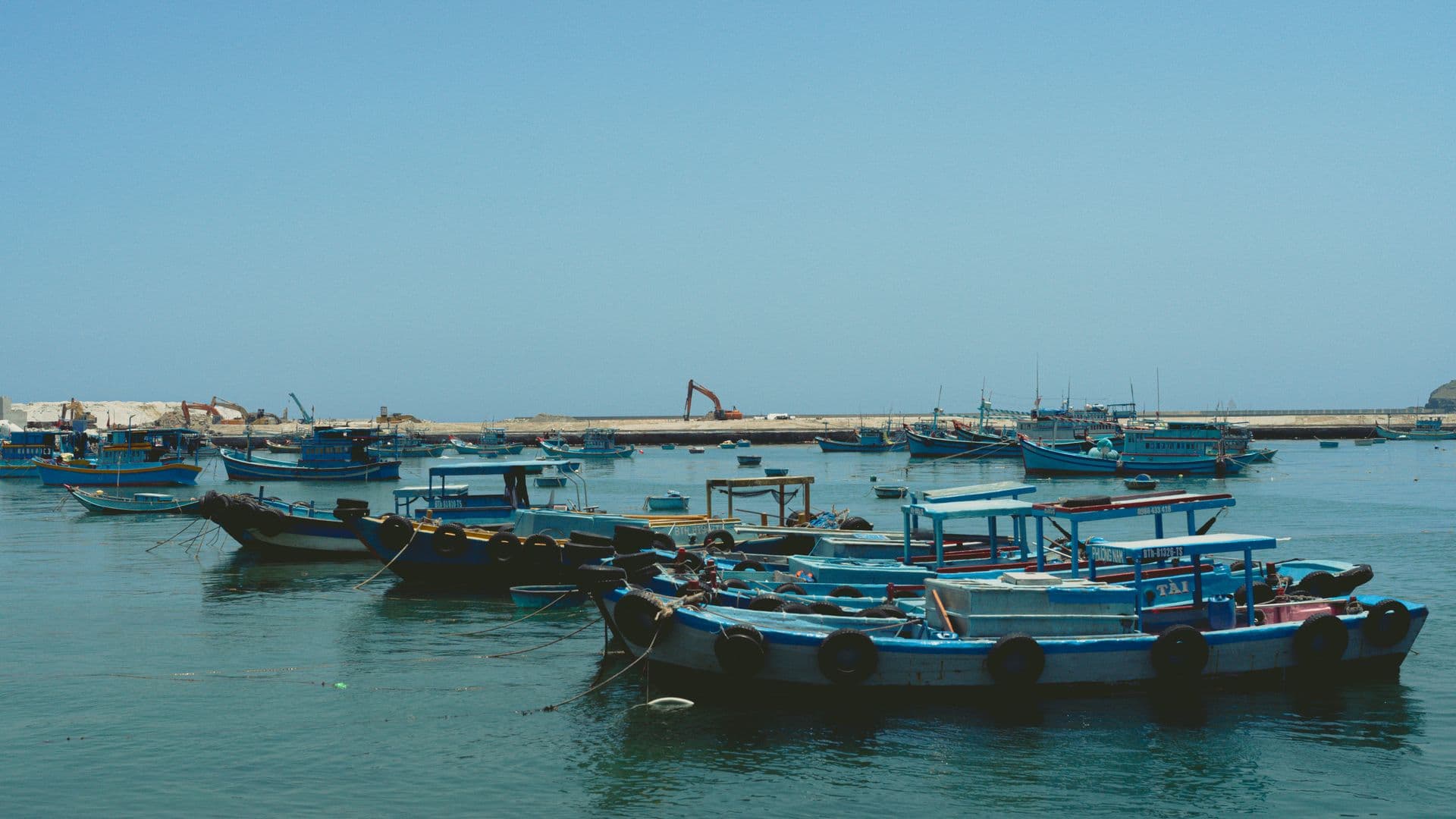 Làng chài Ba Làng